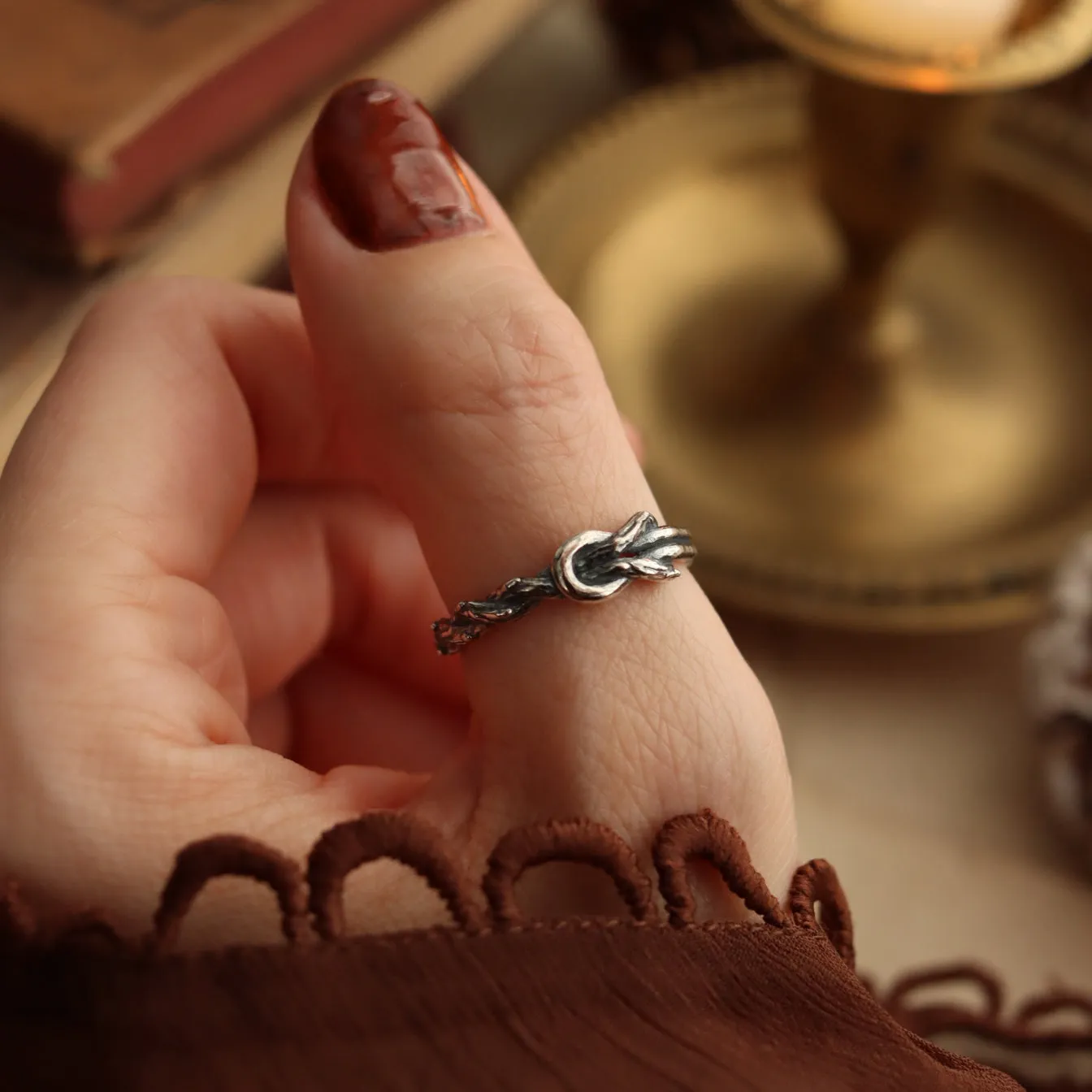 Ad infinitum Thorn Branch Infinity Ring