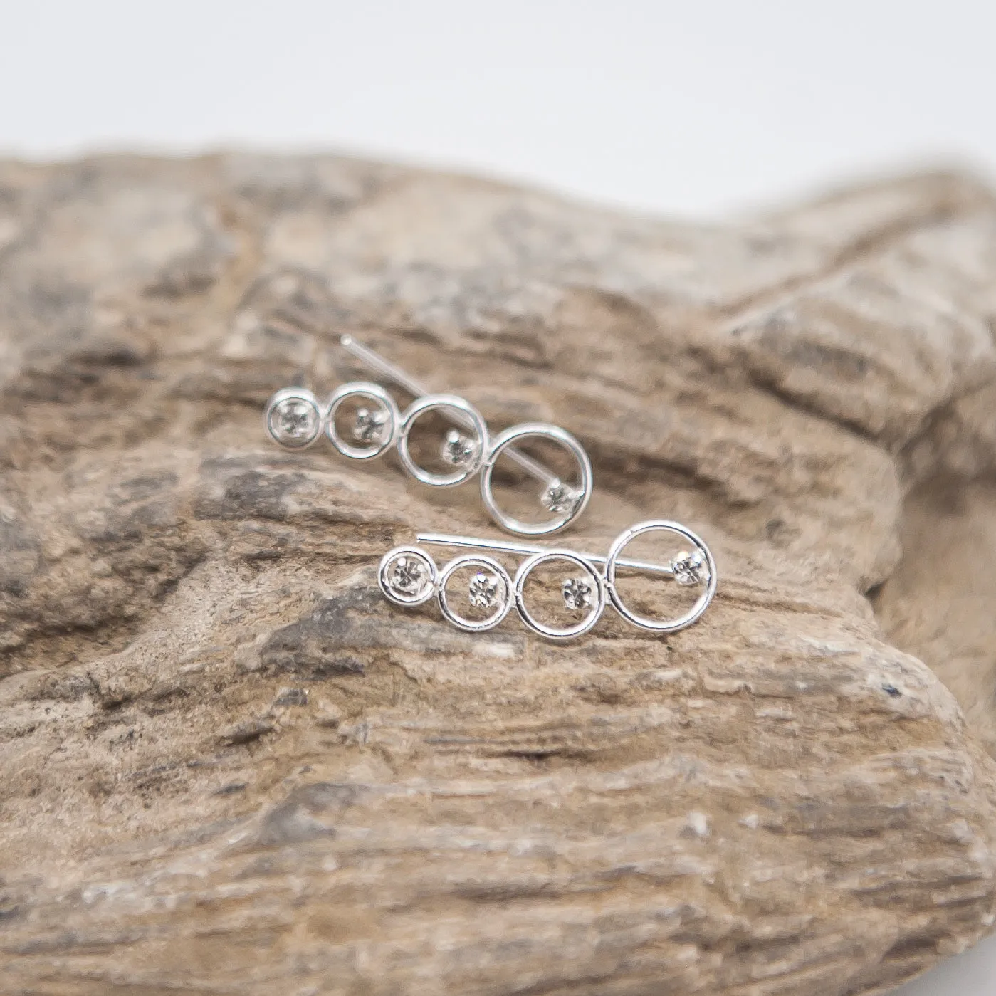 Circle Climber Earring