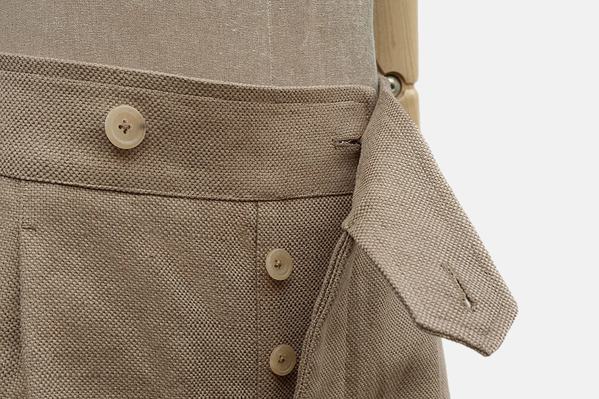 Cotton-Linen Hopsack Shorts