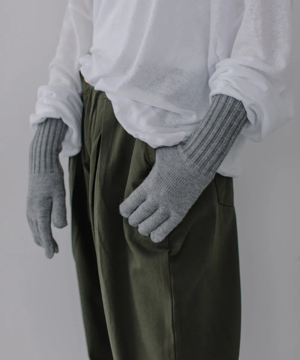 knit gloves