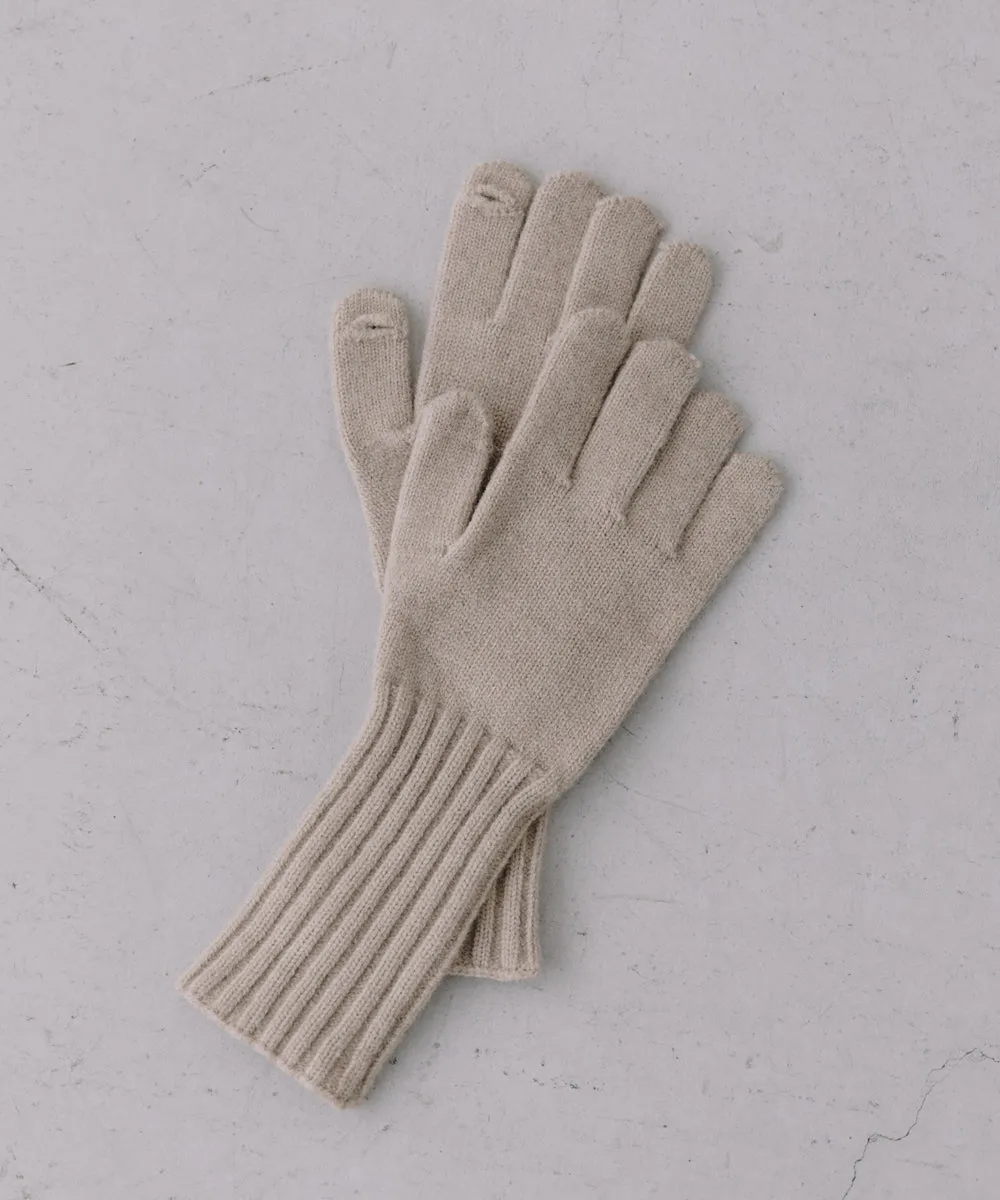 knit gloves