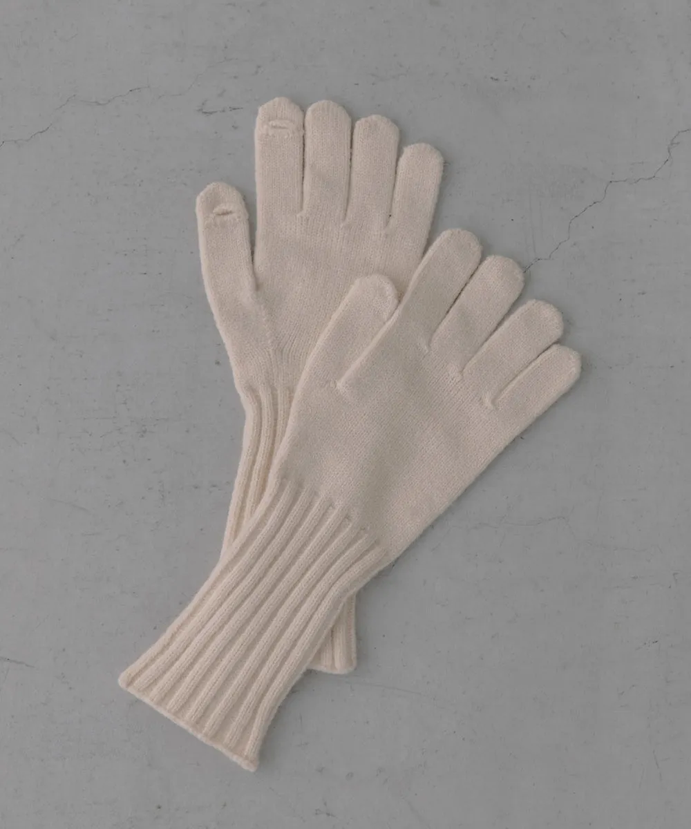 knit gloves